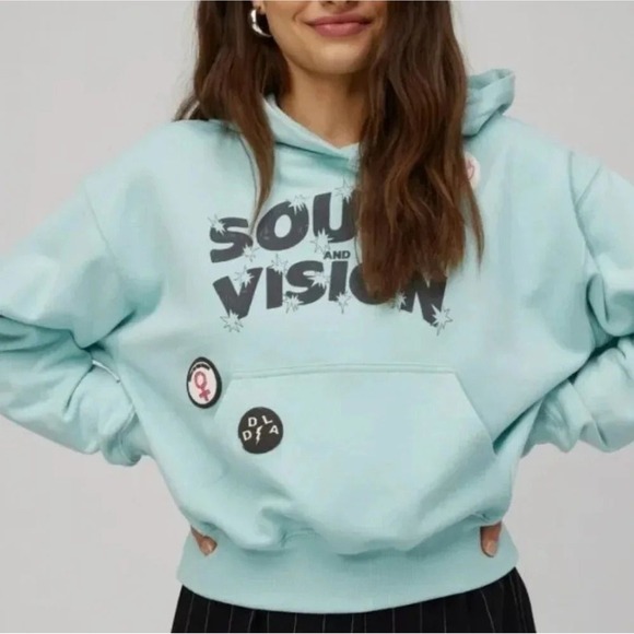 Daydreamer Sound and Vision Graphic Hoodie Light Aqua Blue‎ Size Small NWT - Picture 6 of 9
